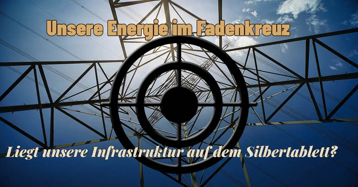 Hochspannungsmast von unten mit Fadenkreuz-Overlay – Symbol für die Verwundbarkeit der Energieinfrastruktur